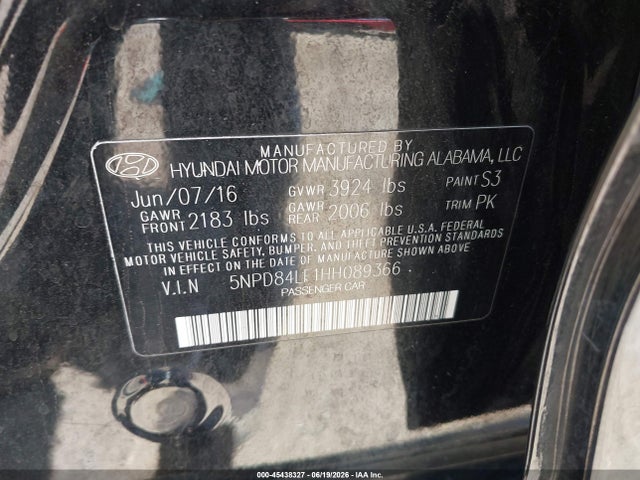 Hyundai Elantra Limited 2017 5NPD84LF1HH089366 Image 9