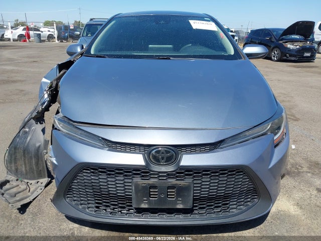 Toyota COROLLA LE 2022 5YFEPMAEXNP275990 Image 13