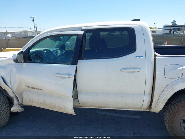 3TMCZ5ANXNM517000 Toyota Tacoma Sr5 V6