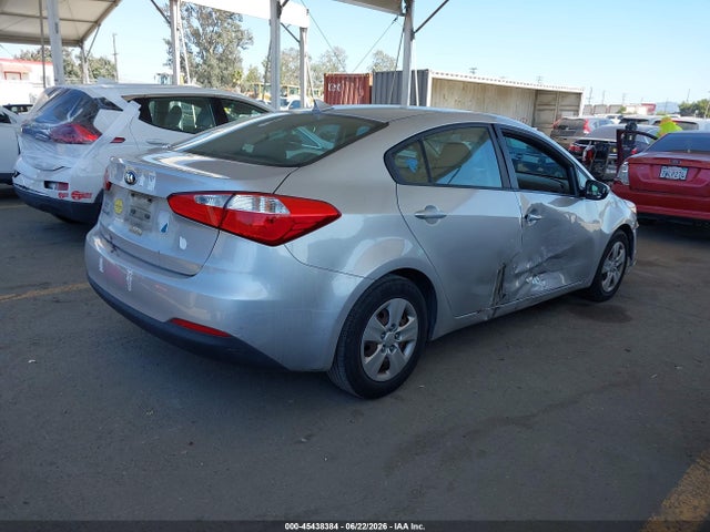 KIA FORTE LX 2016 KNAFK4A60G5534589 Image 4