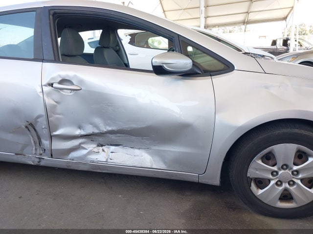KIA FORTE LX 2016 KNAFK4A60G5534589 Image 6