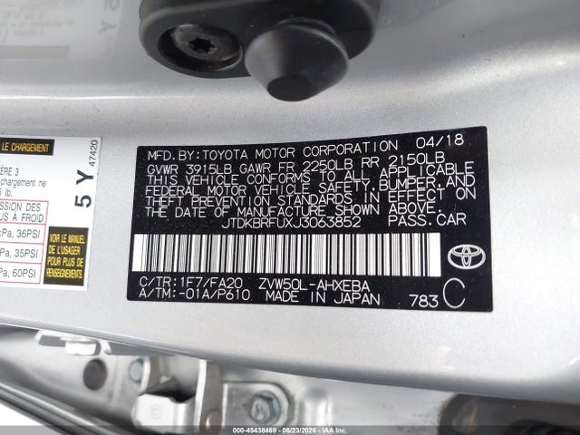 JTDKBRFUXJ3063852 Toyota Prius Two