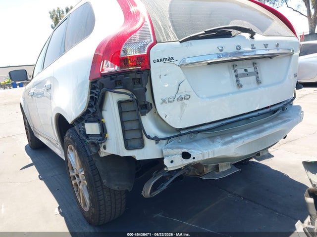 Продажа на аукционе авто 2016 Volvo Xc60 T5 Drive-e, vin: YV440MDJ8G2923477, номер лота: 45438471