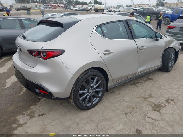 Mazda Mazda3 2.5 S Preferred 2026 JM1BPALL6T1878255 Image 4