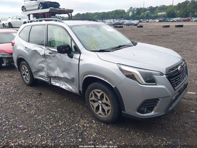 Продажа на аукционе авто 2023 Subaru Forester Premium, vin: JF2SKAEC2PH526185, номер лота: 45438488