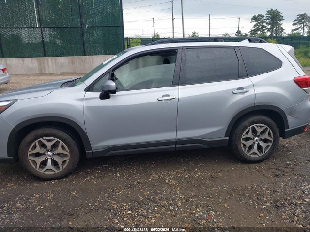 45438488 :رقم المزاد ، JF2SKAEC2PH526185 vin ، 2023 Subaru Forester Premium مزاد بيع