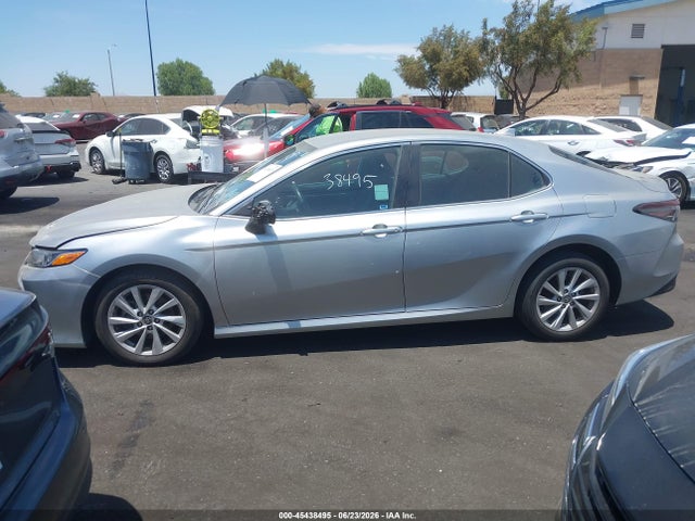 Toyota CAMRY LE 2022 4T1C11AK0NU679666 Image 14