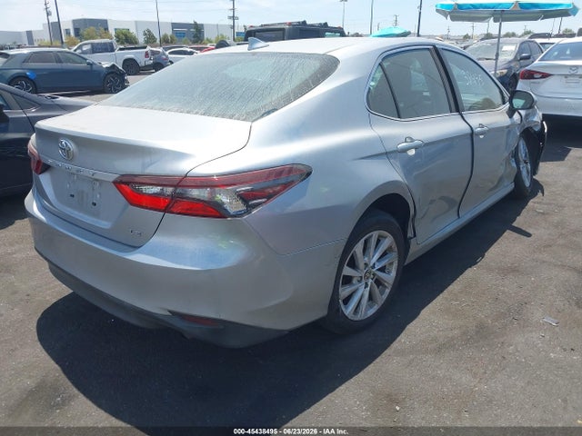 Toyota CAMRY LE 2022 4T1C11AK0NU679666 Image 4