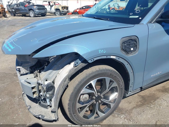 Ford Mustang Mach-e Select 2024 3FMTK1R45RMA11696 Image 13