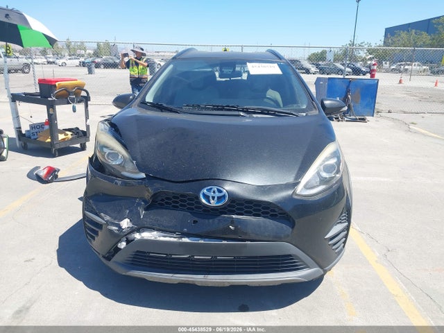 Toyota Prius C One 2018 JTDKDTB38J1615137 Image 15