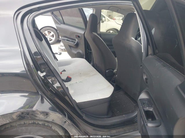 Toyota Prius C One 2018 JTDKDTB38J1615137 Image 8