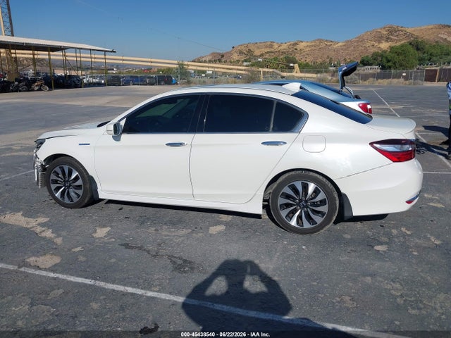 JHMCR6F78HC015266 Honda Accord Hybrid Touring
