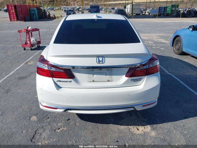 JHMCR6F78HC015266 Honda Accord Hybrid Touring