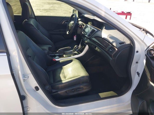 JHMCR6F78HC015266 Honda Accord Hybrid Touring