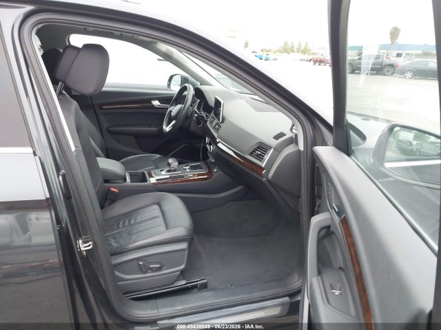 Продажа на аукционе авто 2018 Audi Q5 2.0t Premium/2.0t Tech Premium, vin: WA1BNAFY6J2206890, номер лота: 45438549