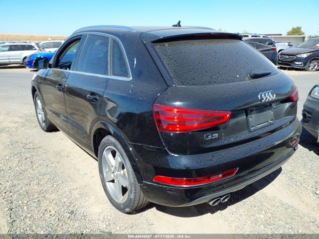 WA1BFCFS4FR011938 Audi Q3 2.0t Premium Plus