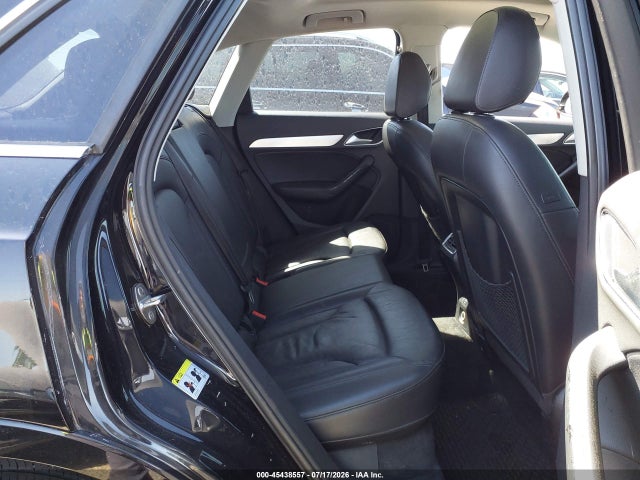 WA1BFCFS4FR011938 Audi Q3 2.0t Premium Plus