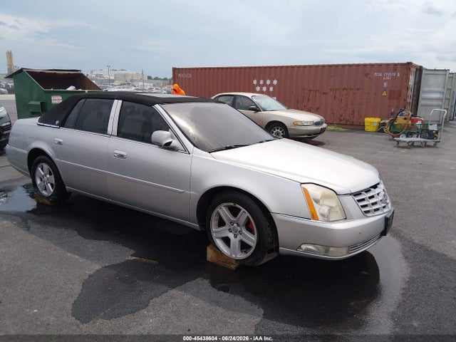 Продажа на аукционе авто 2011 Cadillac Dts Premium Collection, vin: 1G6KH5E62BU112101, номер лота: 45438604
