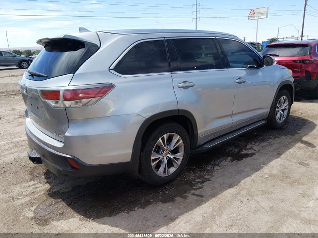 Toyota Highlander Xle V6 2015 5TDJKRFH7FS197223 Image 4