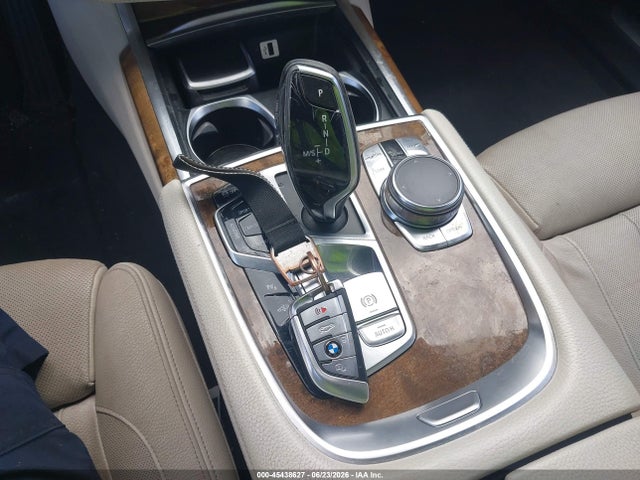 BMW 740I 2016 WBA7E2C57GG547011 Image 11
