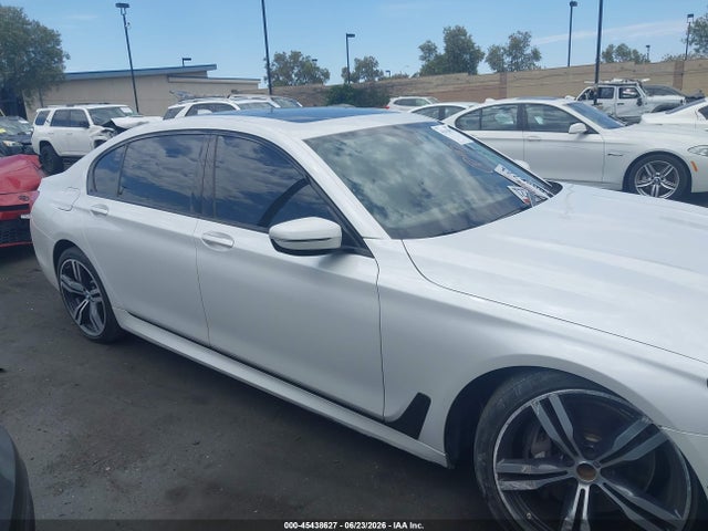 BMW 740I 2016 WBA7E2C57GG547011 Image 12