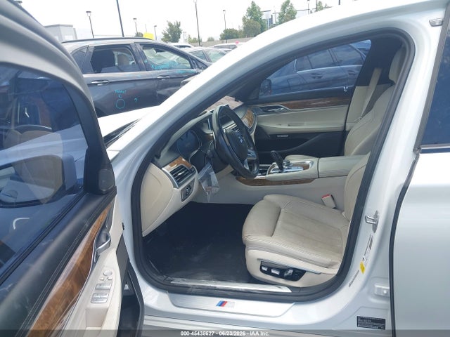 BMW 740I 2016 WBA7E2C57GG547011 Image 5