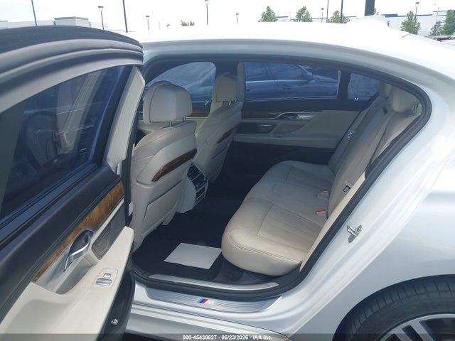 BMW 740I 2016 WBA7E2C57GG547011 Image 8