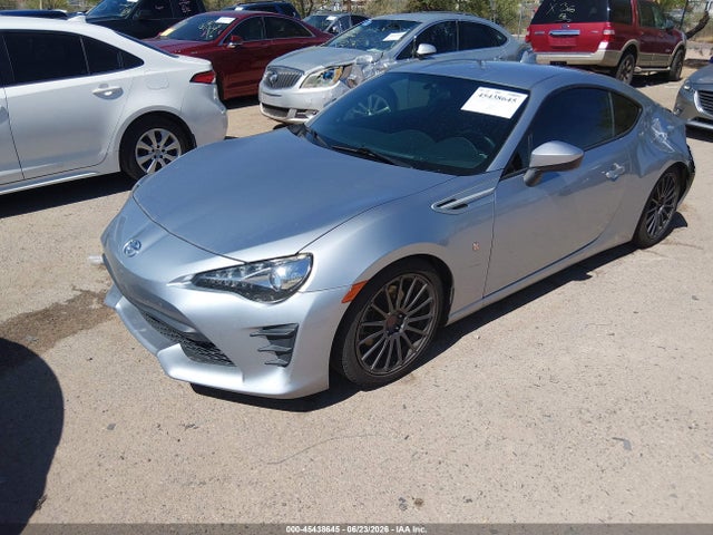 Toyota 86 2017 JF1ZNAA17H8706889 Image 2