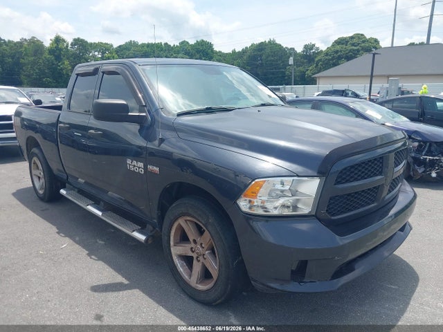 45438652 :رقم المزاد ، 1C6RR6FT1GS136693 vin ، 2016 Ram 1500 Express مزاد بيع