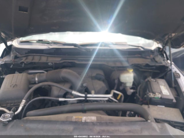 45438652 :رقم المزاد ، 1C6RR6FT1GS136693 vin ، 2016 Ram 1500 Express مزاد بيع
