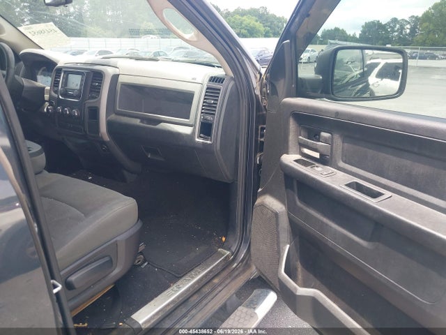 Продаж на аукціоні авто 2016 Ram 1500 Express, vin: 1C6RR6FT1GS136693, номер лоту: 45438652