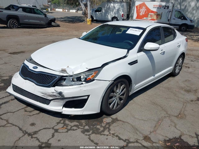 KIA Optima Lx 2015 5XXGM4A79FG506066 Image 2
