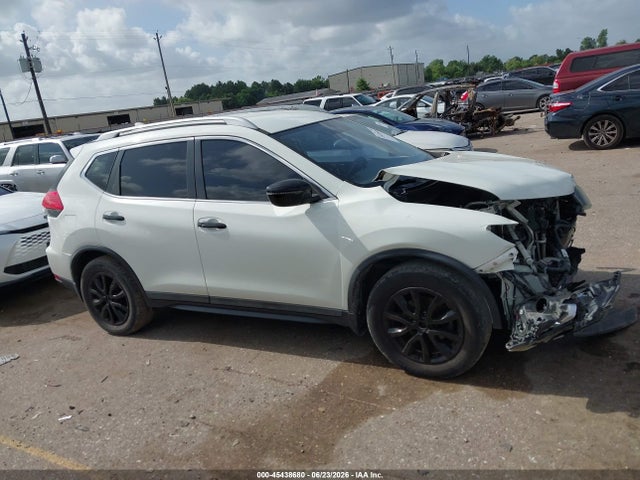 45438680 :رقم المزاد ، 5N1AT2MT2HC882239 vin ، 2017 Nissan Rogue Sv مزاد بيع