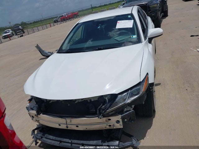 Toyota CAMRY LE 2020 4T1C11AK6LU395942 Image 12