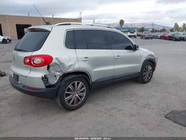 Продажа на аукционе авто 2009 Volkswagen Tiguan S/se/sel, vin: WVGAV75N39W514773, номер лота: 45438700