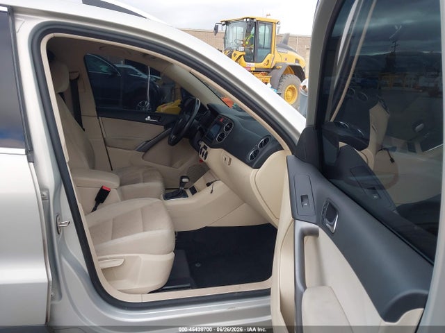 Продажа на аукционе авто 2009 Volkswagen Tiguan S/se/sel, vin: WVGAV75N39W514773, номер лота: 45438700