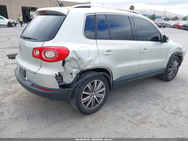 Продажа на аукционе авто 2009 Volkswagen Tiguan S/se/sel, vin: WVGAV75N39W514773, номер лота: 45438700