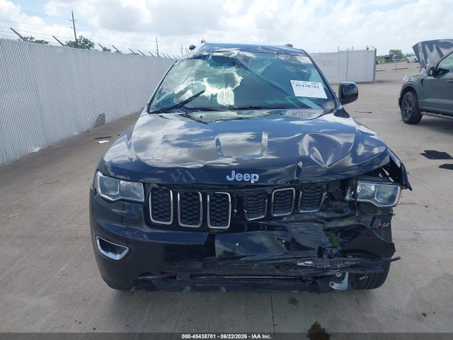 1C4RJEAG9KC851714 Jeep Grand Cherokee Laredo E 4x2