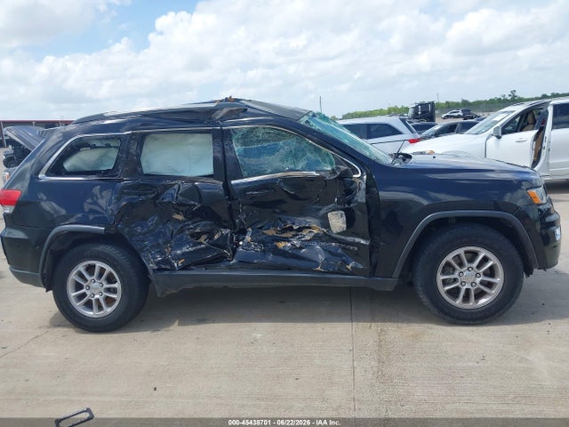 1C4RJEAG9KC851714 Jeep Grand Cherokee Laredo E 4x2