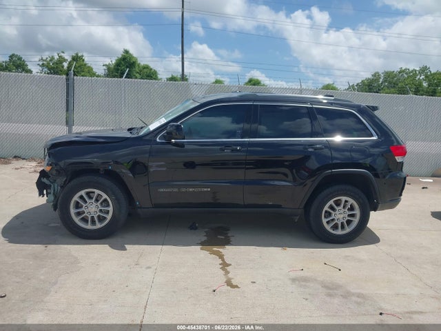 1C4RJEAG9KC851714 Jeep Grand Cherokee Laredo E 4x2
