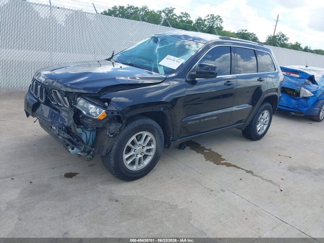 1C4RJEAG9KC851714 Jeep Grand Cherokee Laredo E 4x2