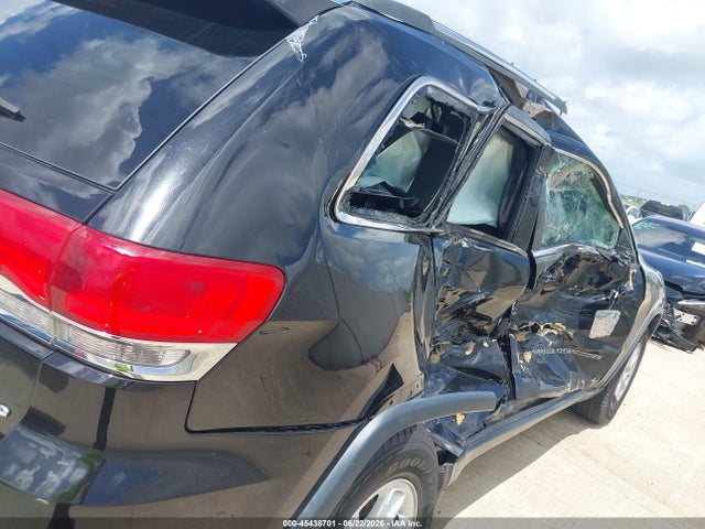 1C4RJEAG9KC851714 Jeep Grand Cherokee Laredo E 4x2