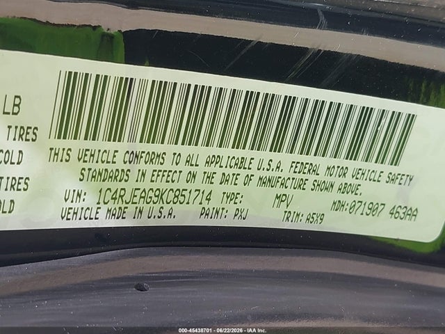 1C4RJEAG9KC851714 Jeep Grand Cherokee Laredo E 4x2
