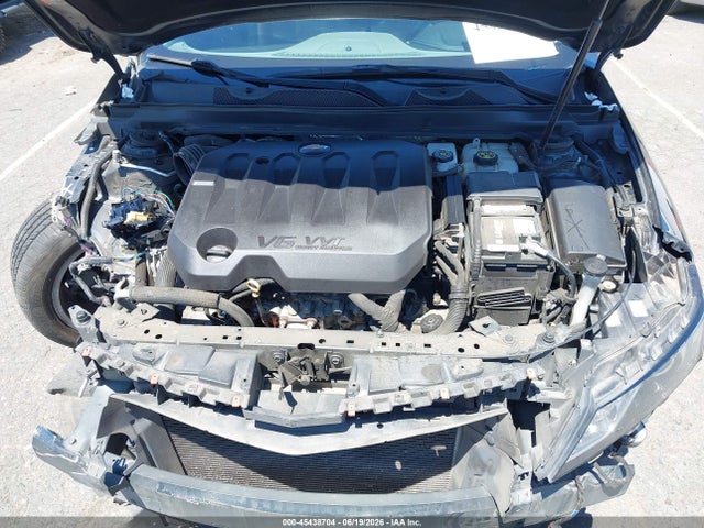 Chevrolet IMPALA 1LT 2018 2G1105S31J9167153 Image 10