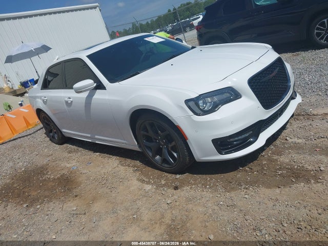 2023 2C3CCABT6PH676867 головне зображення