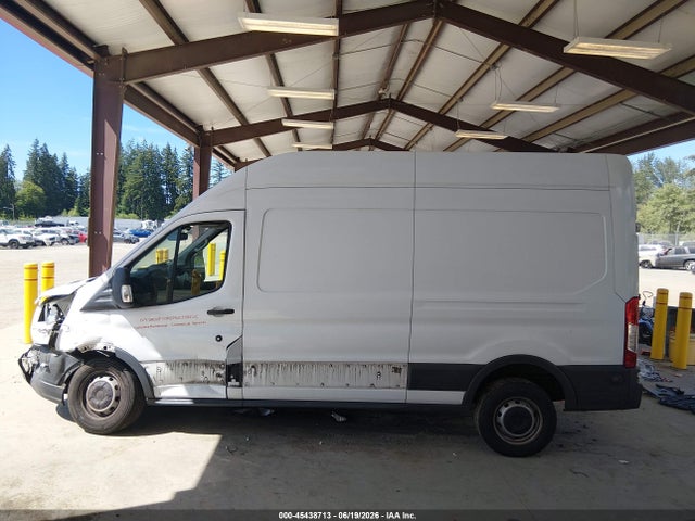 45438713 :رقم المزاد ، 1FTSW2XG6FKA53384 vin ، 2015 Ford Transit-350 مزاد بيع
