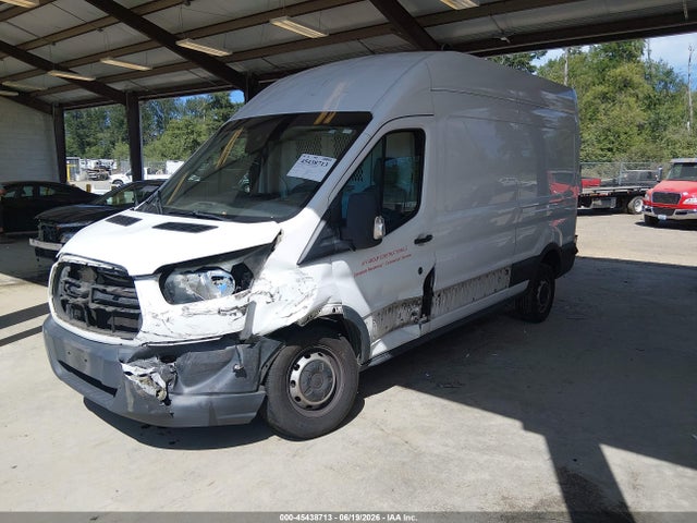 45438713 :رقم المزاد ، 1FTSW2XG6FKA53384 vin ، 2015 Ford Transit-350 مزاد بيع