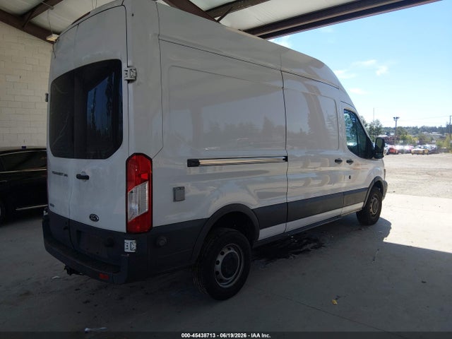 45438713 :رقم المزاد ، 1FTSW2XG6FKA53384 vin ، 2015 Ford Transit-350 مزاد بيع