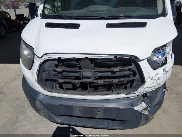 45438713 :رقم المزاد ، 1FTSW2XG6FKA53384 vin ، 2015 Ford Transit-350 مزاد بيع