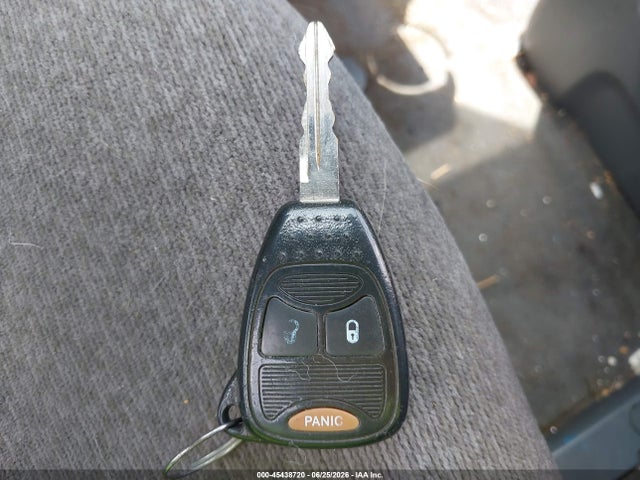 45438720 :رقم المزاد ، 2A4GP44R17R351956 vin ، 2007 Chrysler Town & Country Lx مزاد بيع